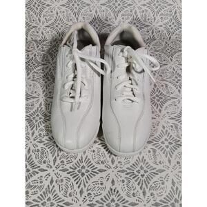 Cobbie Cuddlers "Grace" Womens Shoes SIZE 6M  White Leather Sneaker Comfort